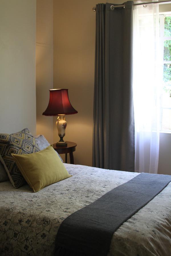 Ripple Hill Hotel Patensie ภายนอก รูปภาพ